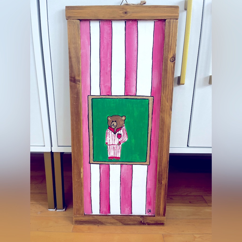 🎀Preppy Bear Pink and White Striped Art